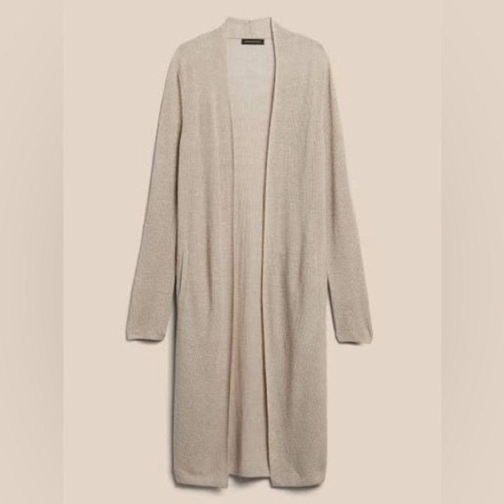 Ami Beige Women's Cardigan Sweater size M excellent condition